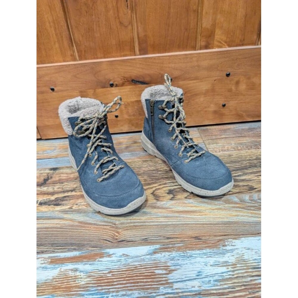 Skechers Glacier boots blue size 10